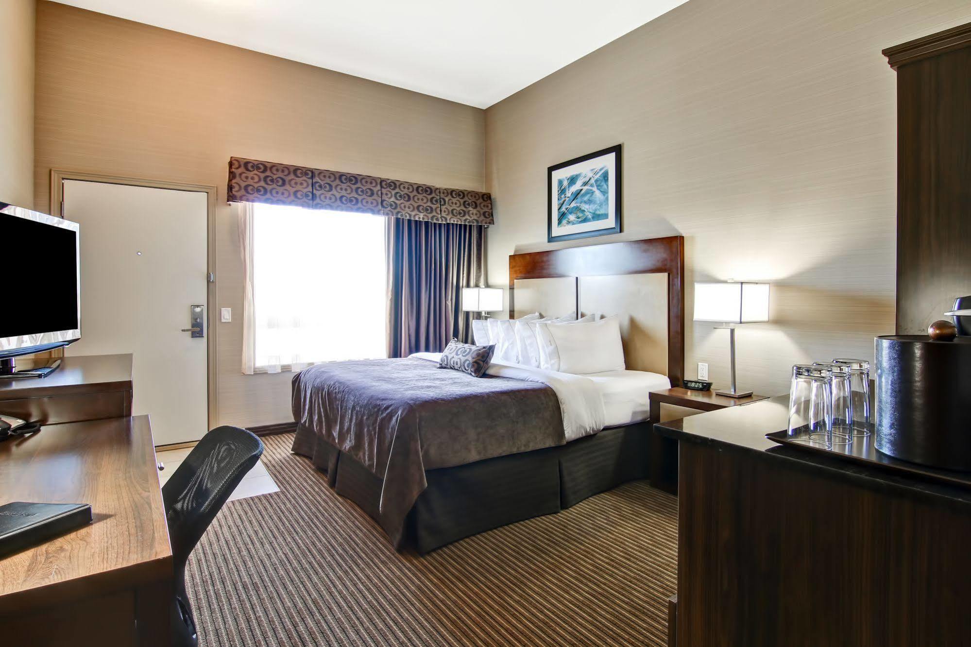 Canalta Hotel Shaunavon Экстерьер фото
