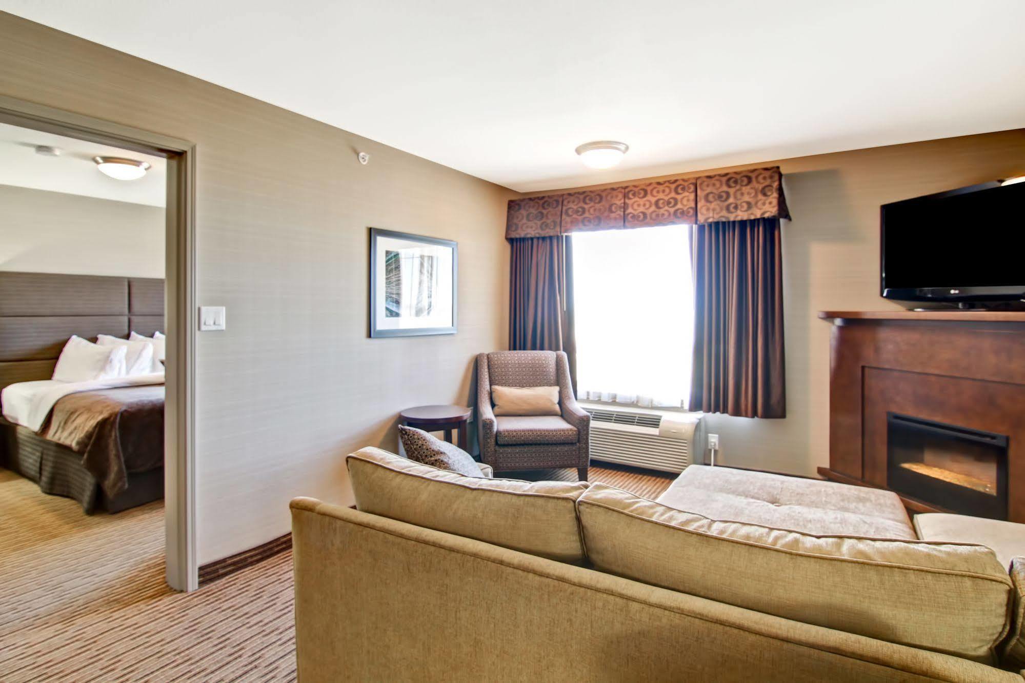 Canalta Hotel Shaunavon Экстерьер фото